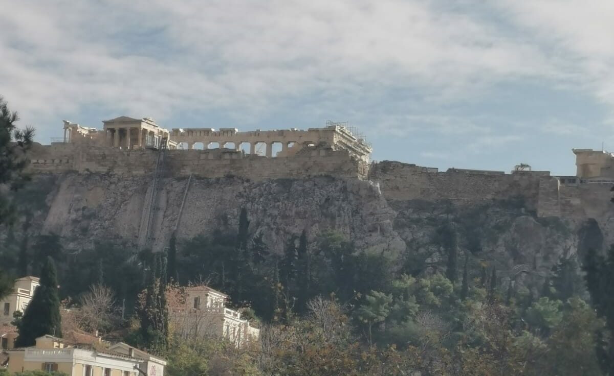 Read more about the article Camper-Trip nach Athen: Lohnt sich die Reise in die griechische Metropole?