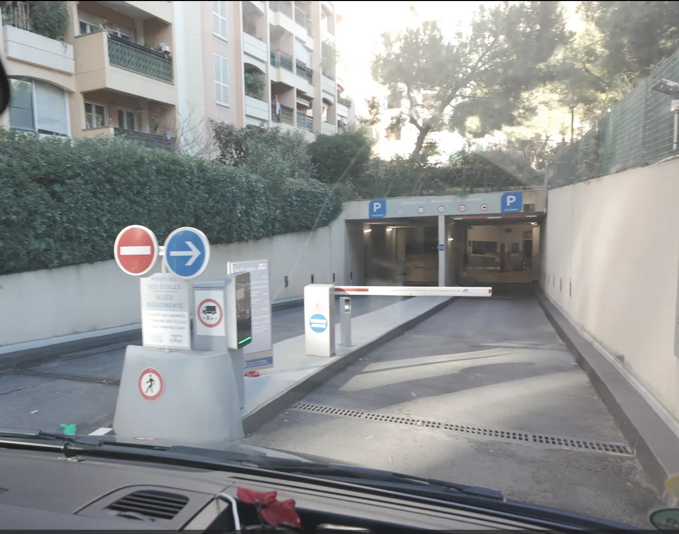 Parkhaus mit extra Wohnmobil-Parkplätzen im Herzen von Monaco