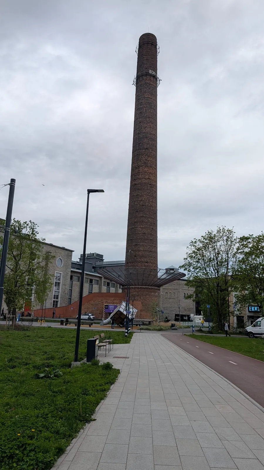 Der historische Schornstein des Kultuurikatel in Tallinn – Außenansicht des Latitude59 2026 Venues